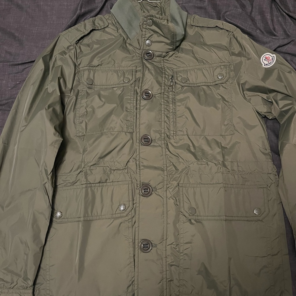Moncler wind breaker